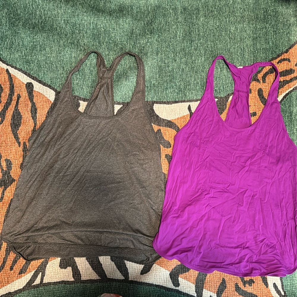 Bundle of 2 Lululemon workout tank tops.